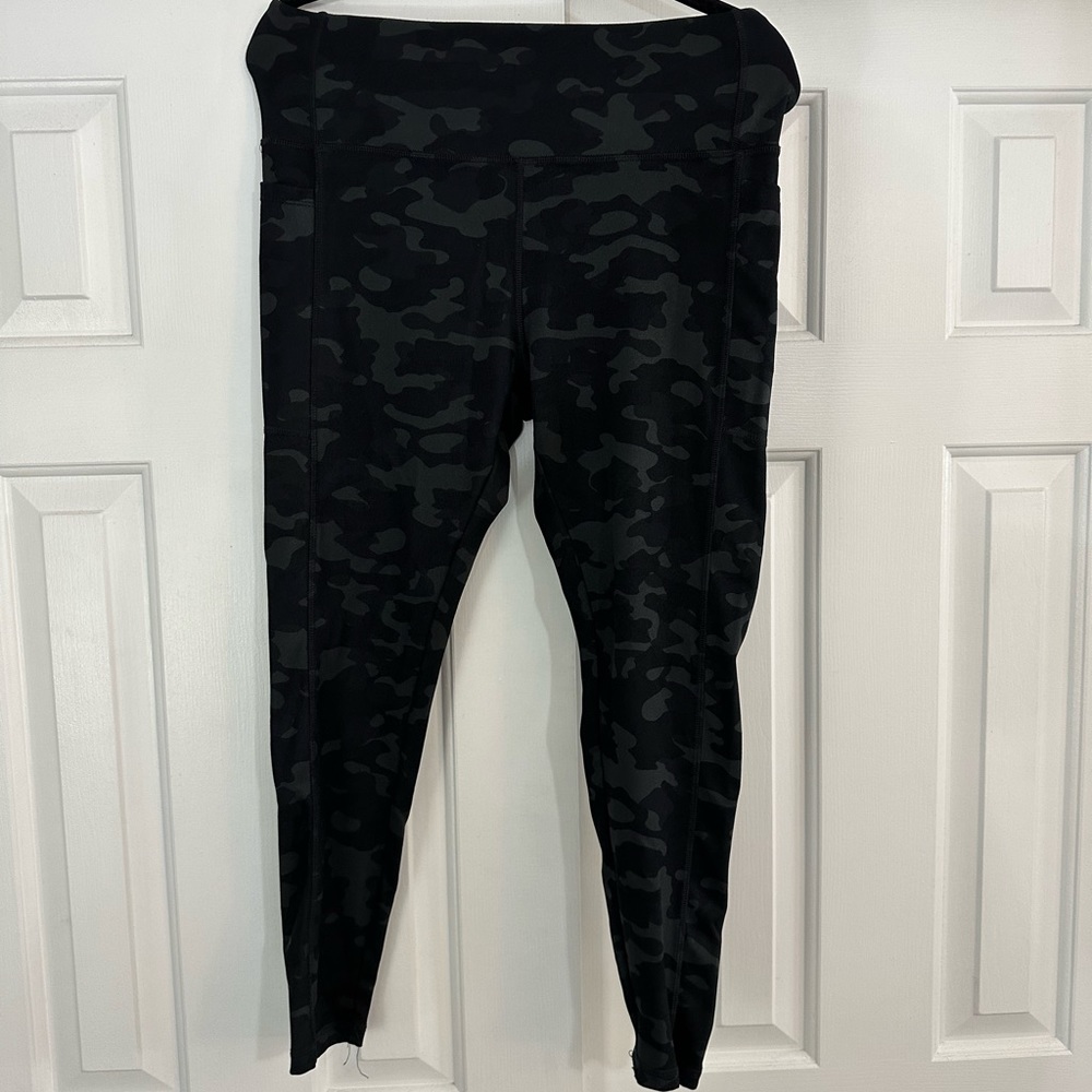 Black camo leggings for working out or lounging